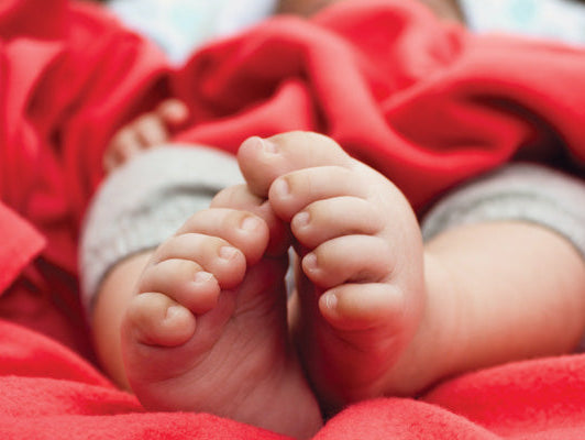 Wat te doen bij zweetvoetjes bij kinderen? Zo houd je kindervoeten fris en comfortabel