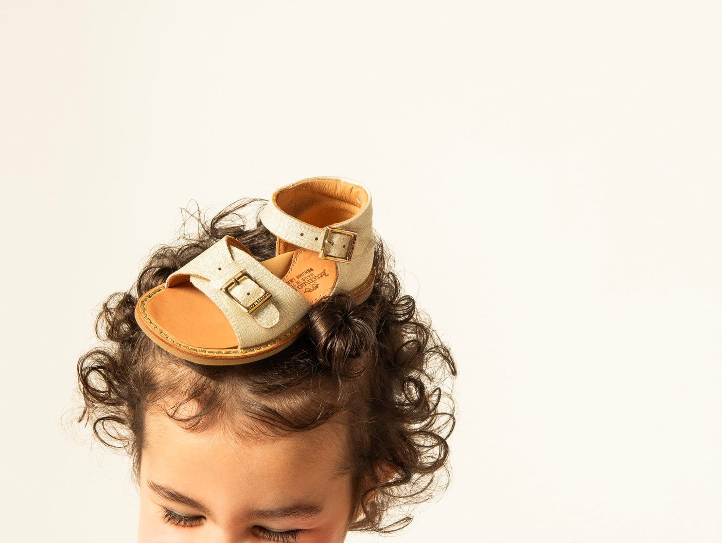Kinderschoenen kiezen: 5 tips voor de perfecte pasvorm én trendy stapjes