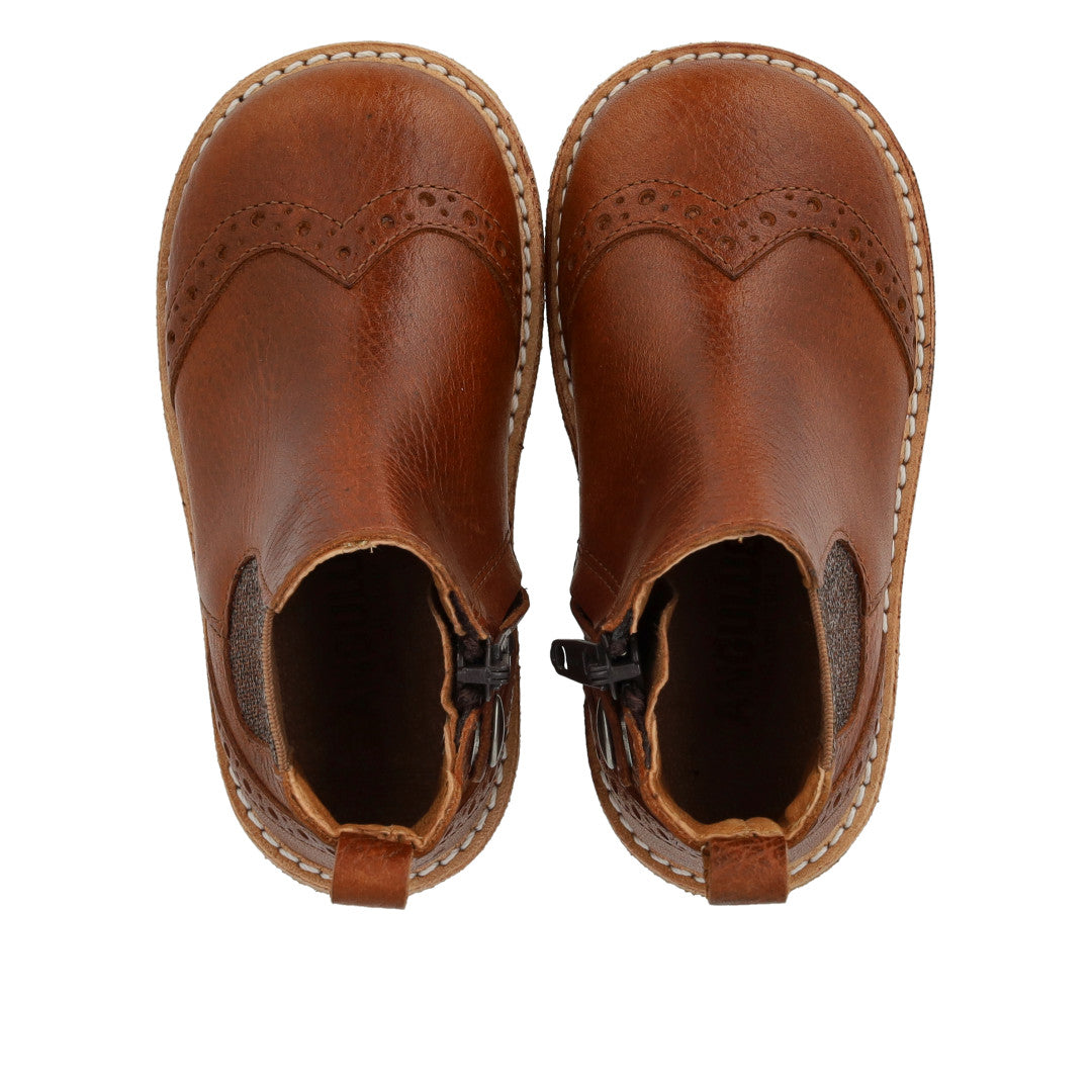 Angulus Laars - Angulus Kinderschoenen - Bruin | Classic beginner chelsea boot