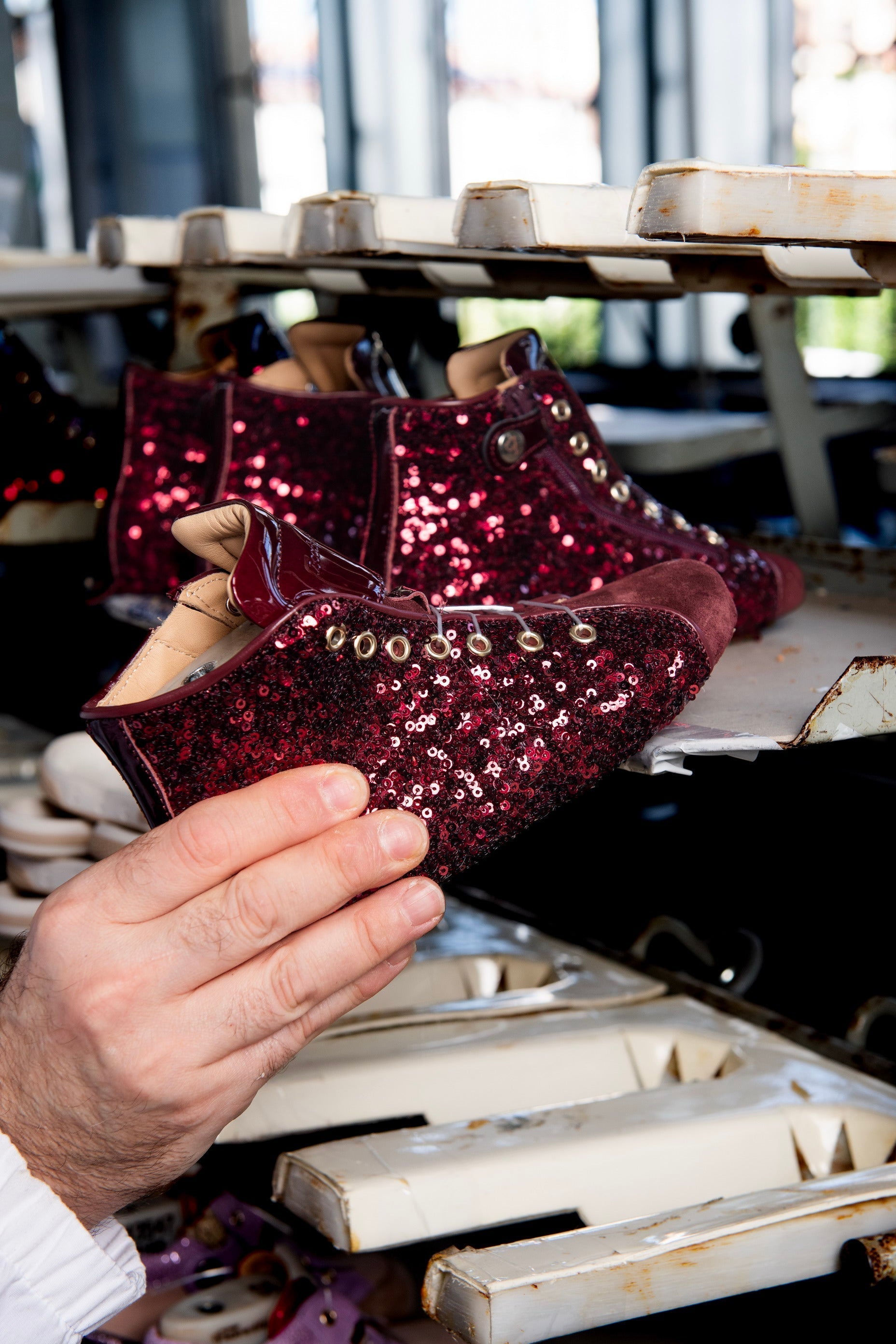 Waarom een goed hielstuk onmisbaar is bij kinderschoenen