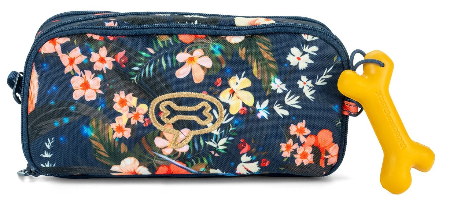 Stones & Bones Pennenzak - Stones & Bones Accessoires - Blauw | Rowan 2.0 Blosso 19224