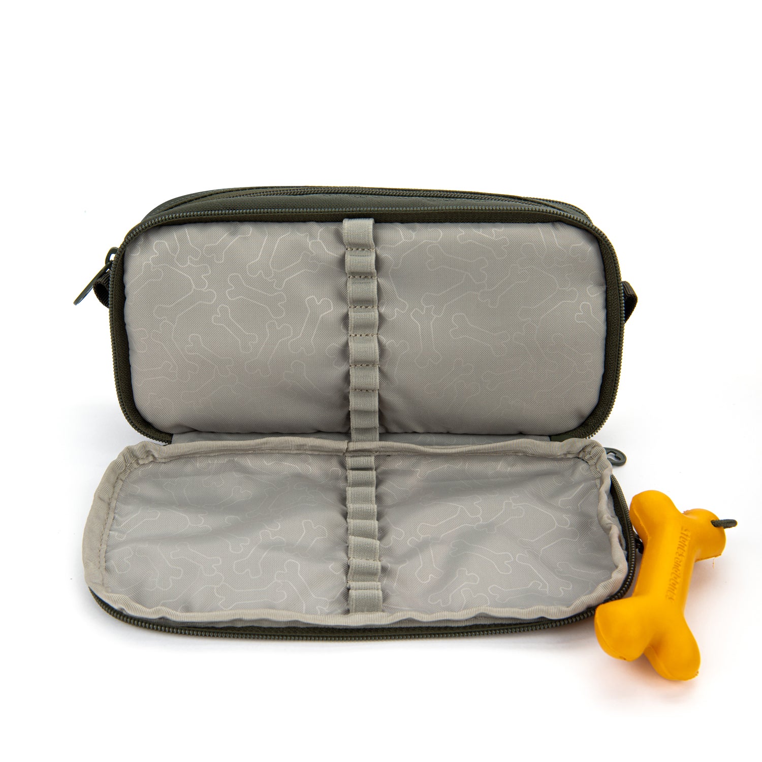 Stones & Bones Pennenzak - Stones & Bones Accessoires - Groen | Rowan 2.0 Greath Lion